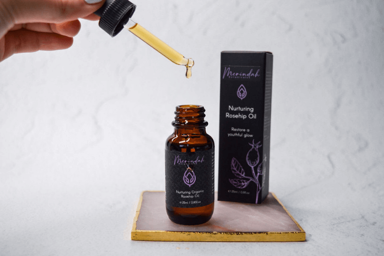 20 Amazing Benefits & Uses of Rosehip Oil - Merindah Botanicals