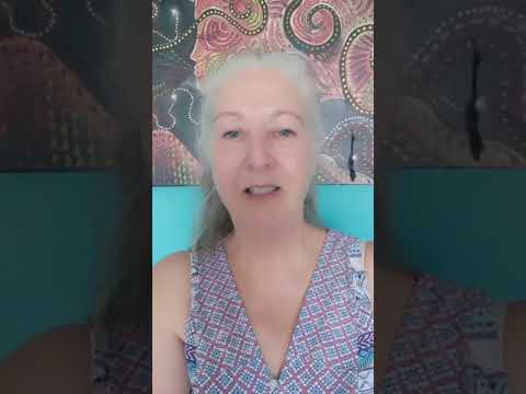 Customer testimonial sharing experience with Merindah Botanicals certified organic rosehip oil
